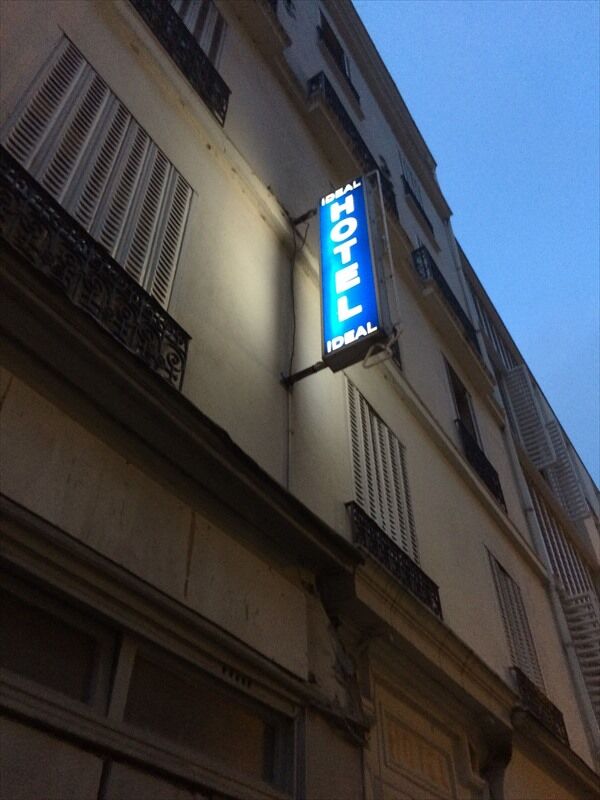 Hotel Ideal Saint Sebastien Parigi